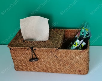 Tissue Box Cover /Tissue Holder/Kleenex Case/Bathroom Organization/Vintage Straw woven tissue box with lid/square tissue storage basket