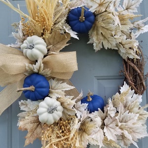 New Natural Fall Blue And Cream Pumpkin Wreath, Fall Wreath, Autumn Wreath, Blue pumpkins, fall decoration, front door wreath, Gift