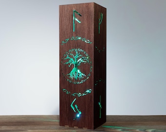 Yggdrasilträdets nattlampa | Livets träds skugglampa | Nordisk vikingastil skrivbordssänglampa RGB LED | Vikingrunor Vegvisir runsymbol