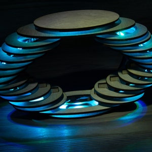 Luminária LED espiral futurista | Luz noturna artesanal em estilo cyberpunk