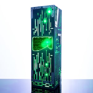 Op de afbeelding: Een set van drie keramische mokken met een gespikkelde, matte afwerking. De mokken zijn in crème, lichtgrijs en donkergrijs. Elke mok heeft een eenvoudig, minimalistisch ontwerp, perfect voor koffie of thee.