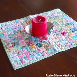 Handmade Flower Squares Quilt: Signed Vintage Home Decor (15.5"x13")