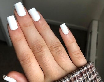 CLEAN GIRL: White Press On Nails- gel acrylic fake false bridal wedding short square