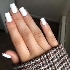 CLEAN GIRL: White Press On Nails - Gel Acryl Fake falsche Braut Hochzeit kurzes Quadrat