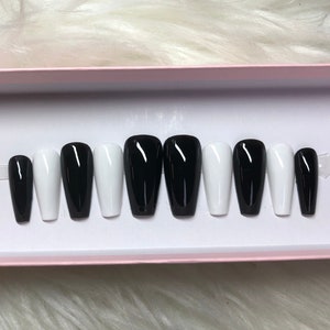 MELROSE - Schwarz und Weiß Press On Nails - Acrylnägel künstliche Nägel falsche Nägel Frühling Sommer