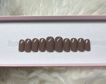 CHESTNUT BROWN: Press On Nails - short square gel acrylic fake false fall neutral