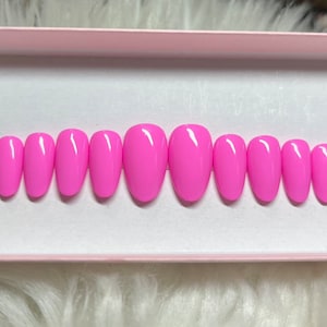 ULTRA: Pink Press On Nails - spring summer vacation short almond acrylic gel