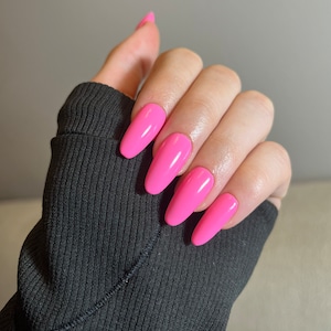 PERFECT PINK: Press On Nails - gel acrylic fake false medium almond