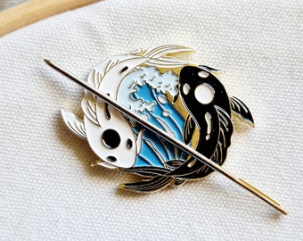 Entwined Koi Carp Ying Yang Black and White Magnetic Needle Keeper Minder Holder Pin