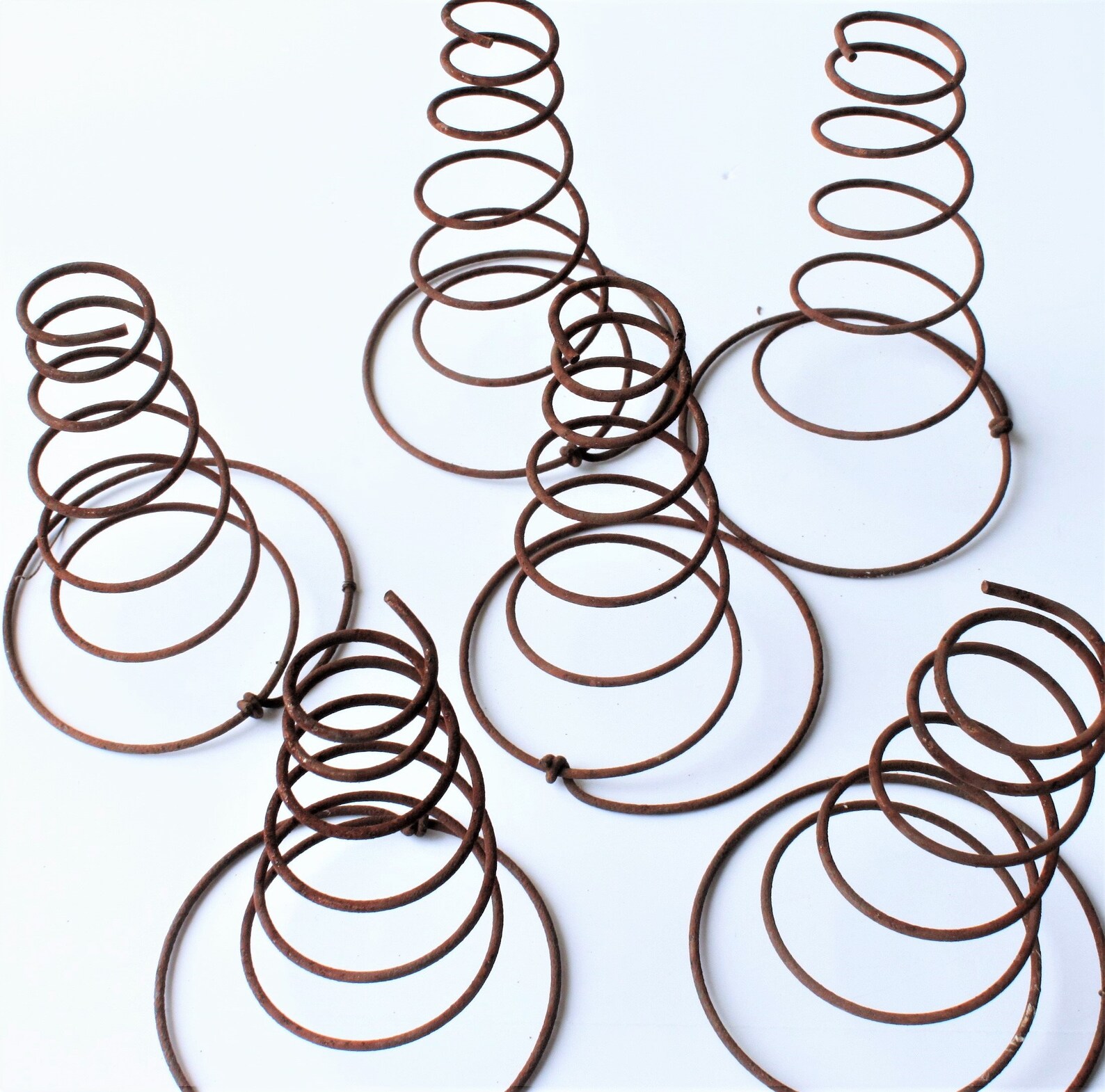 Vintage Metal Bed Spring Coils Set 6 Rusty Primitive Crafts Etsy
