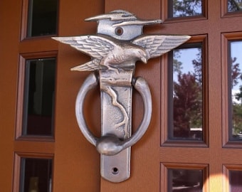Solid Brass Eagle Door Knocker - Vintage Style Bird Door Handle - Handcrafted Antique Brass Entrance Decor - Majestic Eagle Door Hardware 6"
