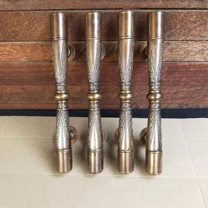 4 st dörrhandtag i antik mässing - set med 2 par - 30 cm vintage-stil entrédörrshandtag för dubbeldörrar - lyxiga beslag i massiv mässing bild 5