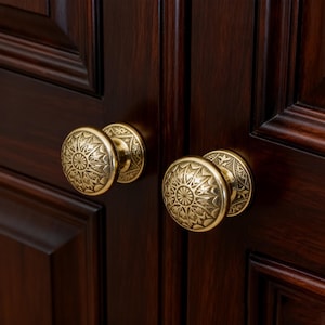 Vintage Victorian Style Brass Door Knobs - Pair of Ornate Round Floral Cabinet Pulls - Antique Gold Entryway Hardware - Decorative Knobs