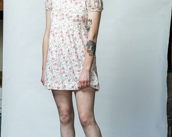 Colorful Late 60s Inspired Baby Doll Mini Dress