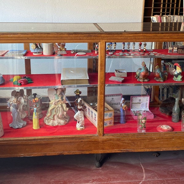 Store Display Case Etsy