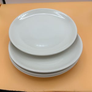 Vintage Dinner Plates Restaurantware by Buffalo Coupe Solid White Set of 4