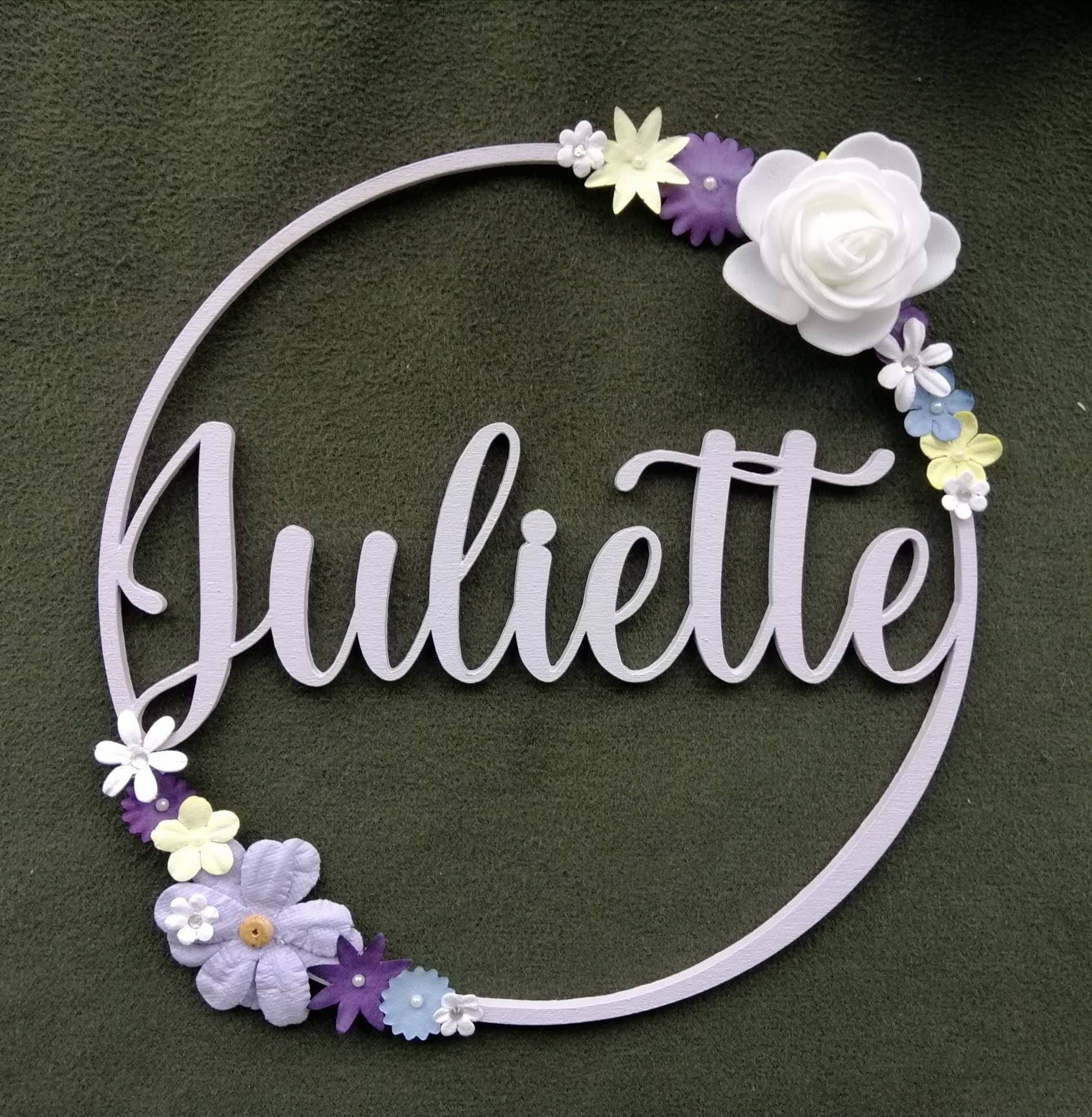 Décoration Murale Fleurs en Bois Personnalisée