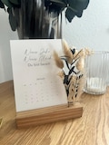 Desk calendar with stand and dried flowers | Calendar 2026 | 12 sayings | Black and white | Motivational encouragement | Gift saying calendar
