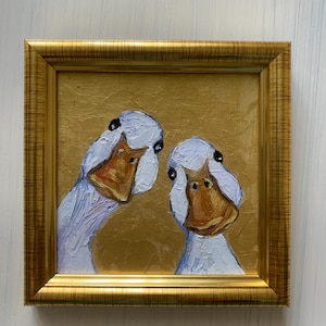 Gansos curiosos, pintura original en miniatura de ganso, acrílico y óleo sobre cartón, 10 x 10 cm, arte animal en marco dorado, pintura de ganso / decoración de granja