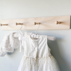Shaker Peg Hanger, Montessori Style Shelf Clothes Hanger, Nursery Coat Rack, Baby Room Shelf, Coat Rack, Wooden Peg Rail, Minimalist