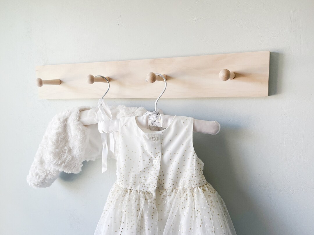 Shaker Peg Hanger, Montessori Style Shelf Clothes Hanger, Nursery Coat Rack, Baby Room Shelf