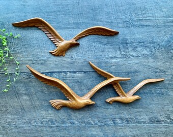 Vintage MCM Syroco Faux Teak Wood Flying Seagull Homco Wall Art Decor