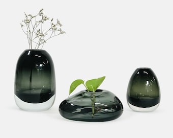 Modern Gradient Glass Flower Vase/ Decorative Hand Blown Glass Vase/ Trendy Glass Bud Tabletop Planter Vase/ Handmade Home Decor