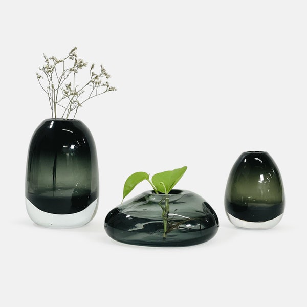 Modern Gradient Glass Flower Vase/ Decorative Hand Blown Glass Vase/ Trendy Glass Bud Tabletop Planter Vase/ Handmade Home Decor