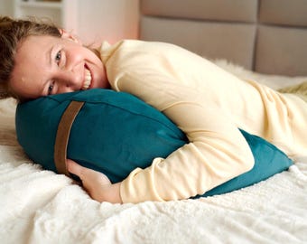 Gewichtetes Körperkissen, Halbmondform, Buchweizenfüllung, Türkis