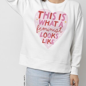 Feministisk PNG Feminin Rage Era PNG Krossa patriarkatet Trendig feminism Kvinnors rättigheter Reproduktiv frihet Abort Roe v Wade Jämlikhet bild 3