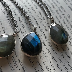 faceted labradorite pendant necklace, simple oval or round gemstone necklace