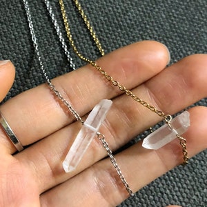 zierliche quarz kette, klarer quarz kette, zierliche edelstein kette, kristall halskette, 14k gold filled kette