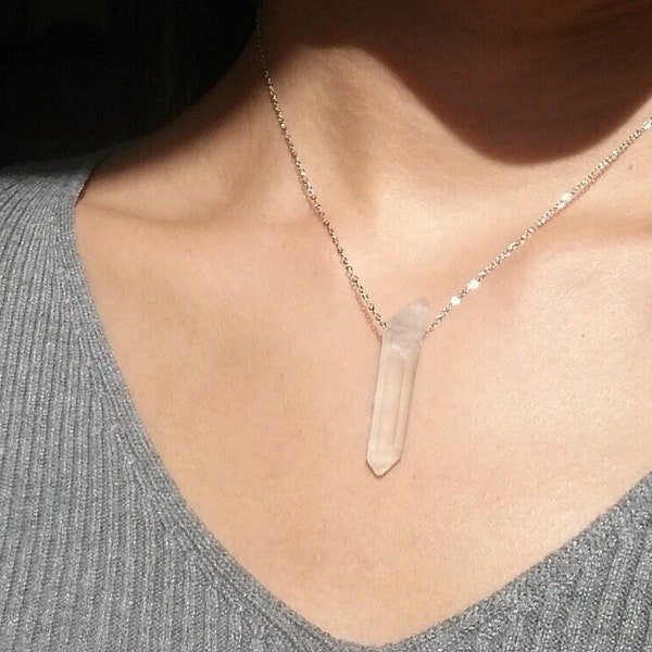 natural clear quartz pendant necklace, quartz crystal point necklace, raw gemstone necklace, simple gold necklace for women, crystal gift