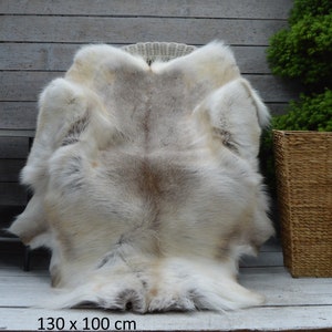 HUGE GENUINE REINDEER RUG REINDEER HIDE REINDEER SKIN SCANDINAVIAN HOME DECOR 35