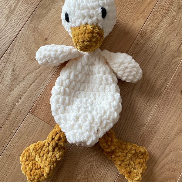 Duck comforter, baby snuggle, crochet comforter, new born comforter, baby blanket, gift, animal lovey