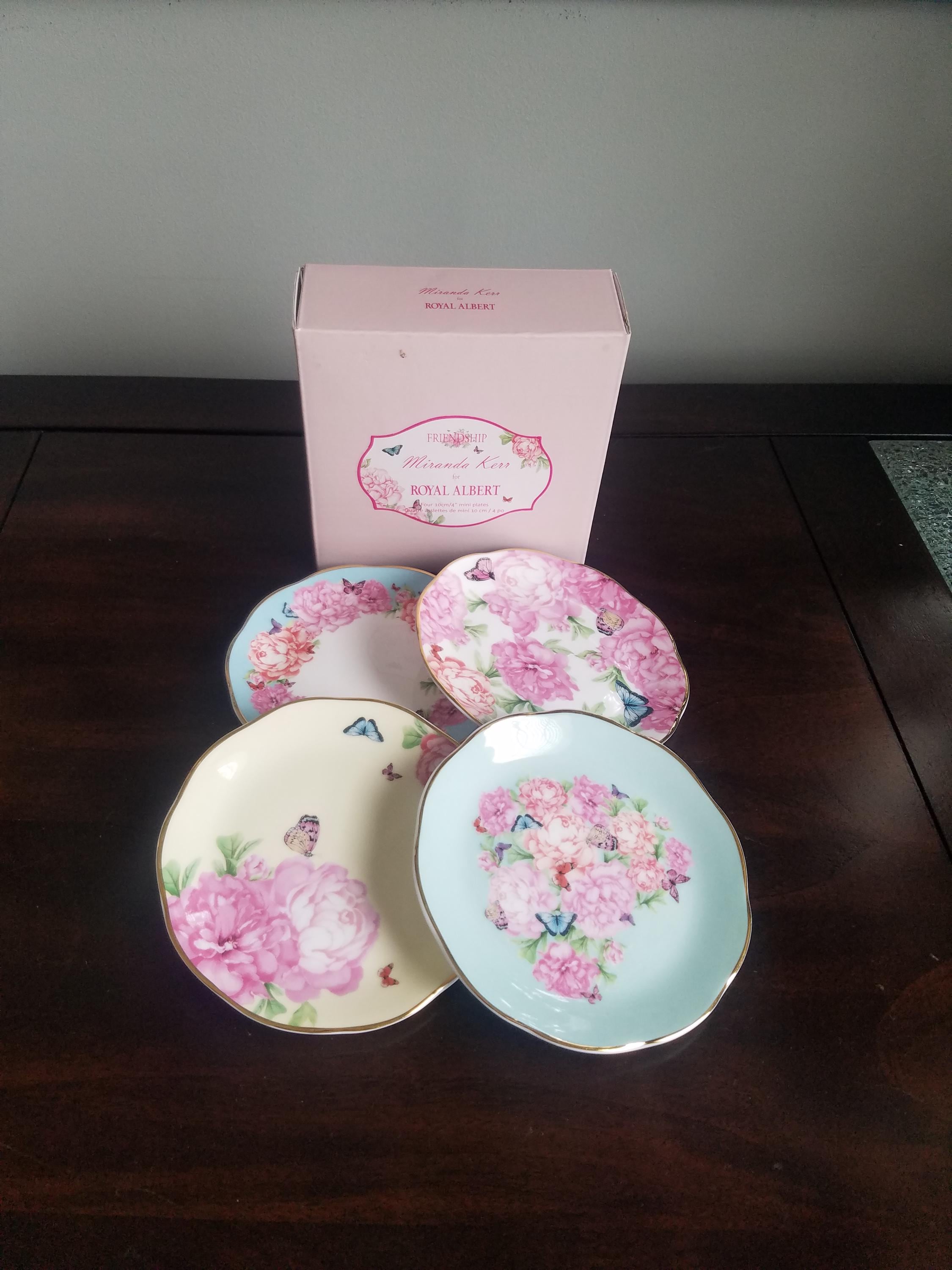 Small Porcelain Plates Set of 4. Miranda Kerr for Royal Albert