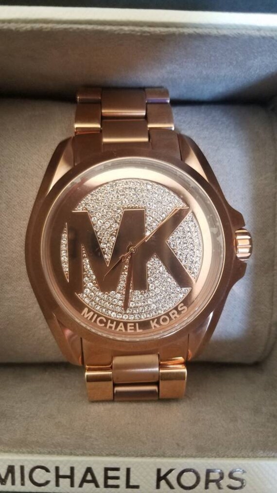 mk6437 watch