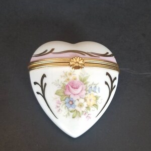 24+ Limoges Heart Shaped Trinket Box