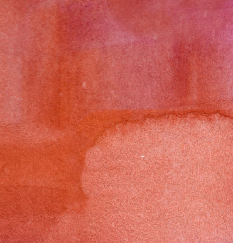 Peut inclure: Peinture abstraite &agrave; l'aquarelle avec un d&eacute;grad&eacute; de teintes rouges et roses. Les couleurs se fondent et se fondent les unes dans les autres, cr&eacute;ant un effet de texture. L'&oelig;uvre a un aspect doux et organique.