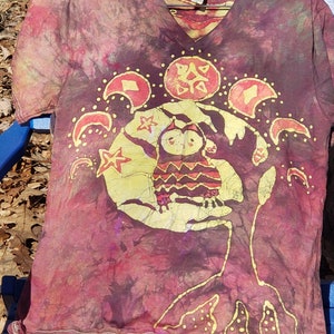 Med Organic Preshrunk Handmade Batik tee shirt:  size medium