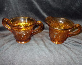 INDIANA TIARA CHANTILLY Daisy Glass. Footed, Handled Cream & Sugar. Nice!!