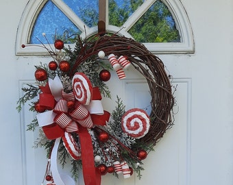 Candy Themed Wreath, Red and White Christmas Candy Wreath for Front Door, Christmas Wreath, Holiday Wreath, Country Wreath, Whimsical Wreath