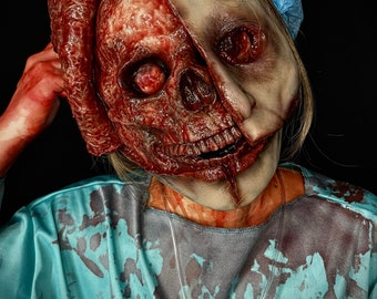 ーbuilt-to-orderー Silicone monster mask with openable skin and detachable eyeballs (PA)
