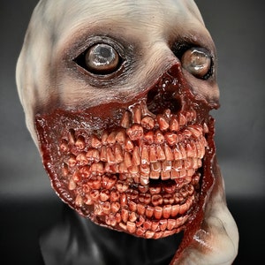 ーbuilt-to-orderー Silicone zombie mask with removable eyeballs and skin (cz) image 7