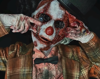 ーbuilt-to-orderー　 Silicone Clown Mask with Eyes and Zipper (CL Z)