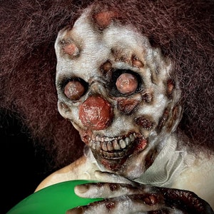 ーbuilt-to-orderー  Silicone clown zombie mask with removable eyeballs (CL1)