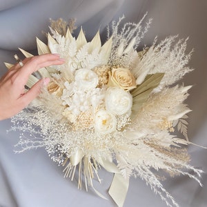 Boho wedding fluffy bouquet white cream ivory beige bride dried flowers bouquet roses peonies palm leaves bridesmaid bouquet baby&#39;s breath