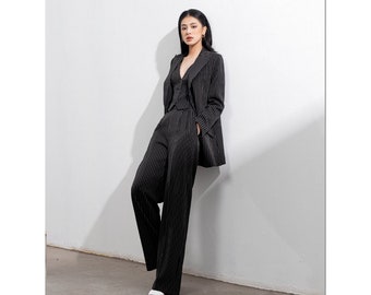 Women's 3-Piece Black Plaid Suit (Blazer, Waistcoat and Trousers)