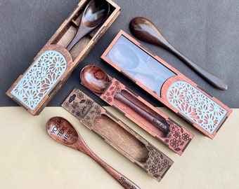 Caixa de colher de madeira personalizada. Presente de colher gravado a laser. Espátula personalizada com estojo. Utensílios de cozinha personalizados. Colher de pau-rosa. Presente de inauguração