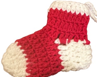 4 boots ornaments for decoration Christmas, red and white